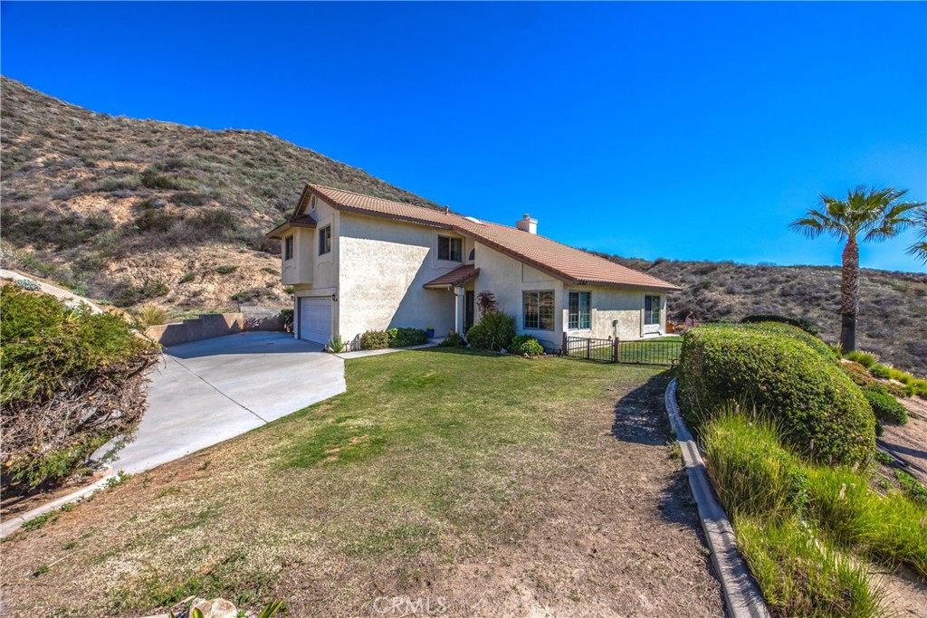 3780 Palm Crest Drive Property Photo 4