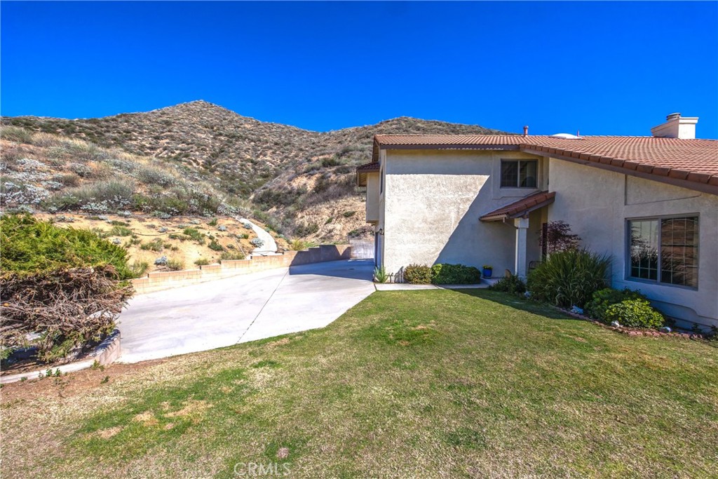 3780 Palm Crest Drive Property Photo 5
