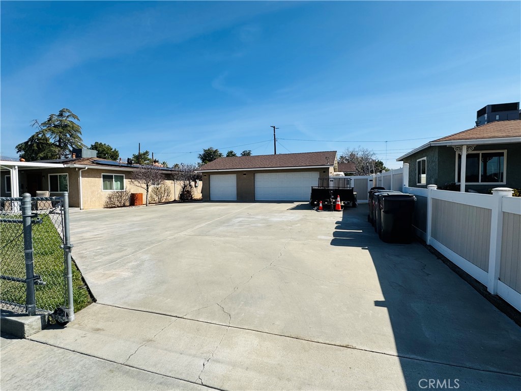 1740 Ohio Street Property Photo 7