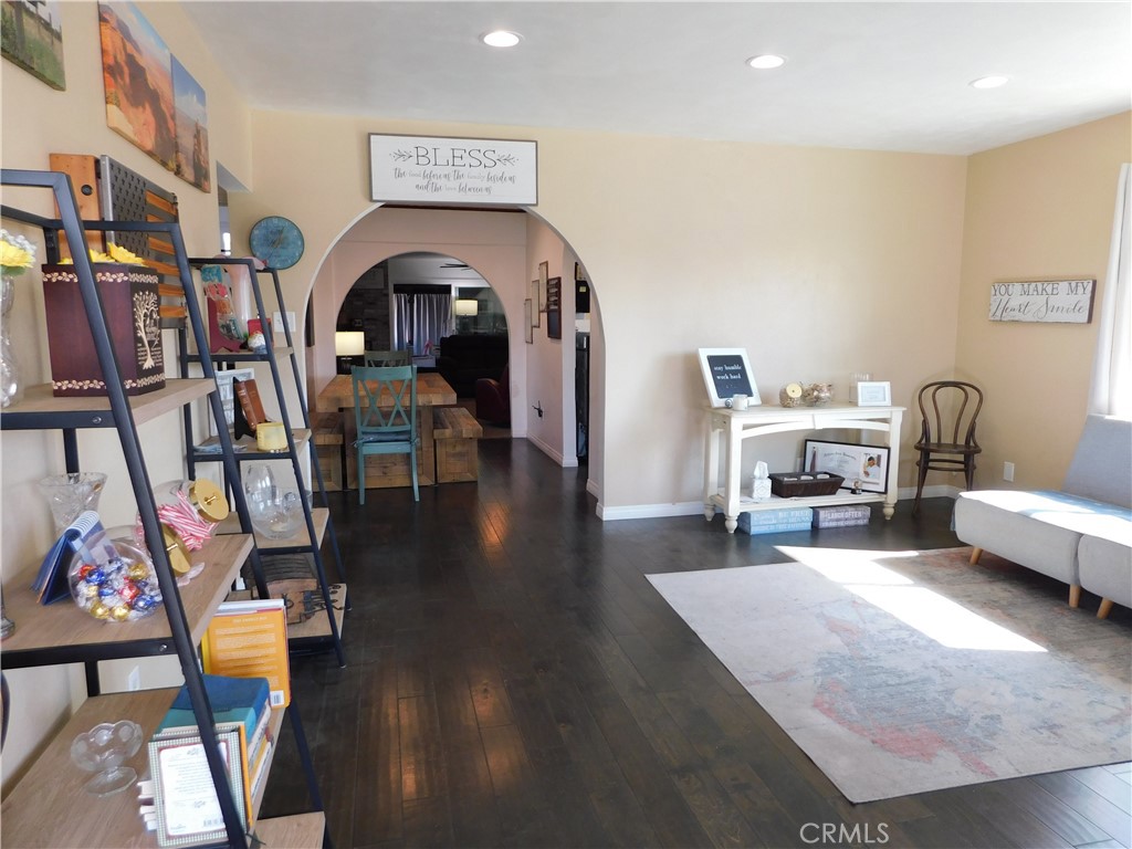 1740 Ohio Street Property Photo 13