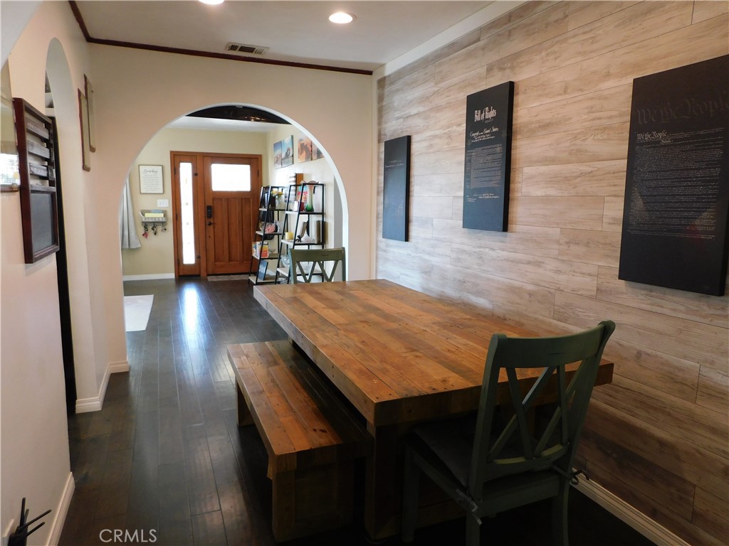 1740 Ohio Street Property Photo 15