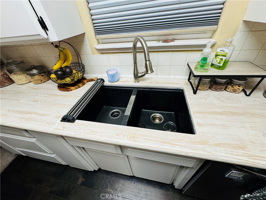 1740 Ohio Street Property Photo 22