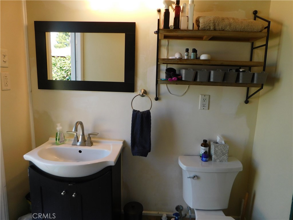 1740 Ohio Street Property Photo 37
