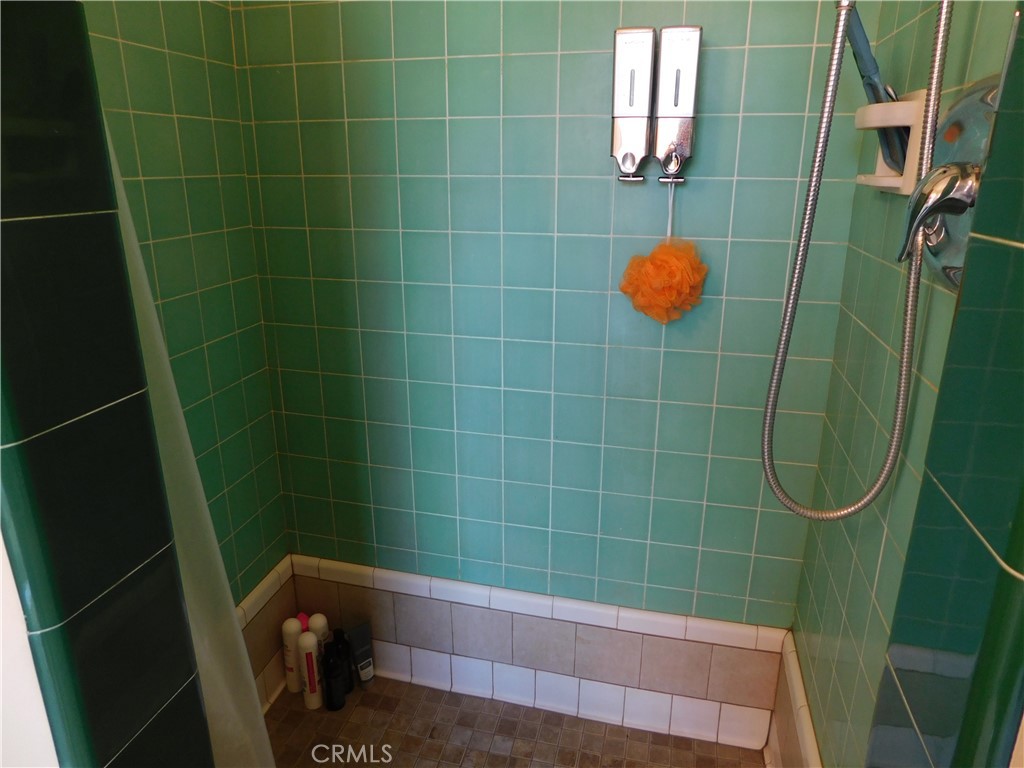 1740 Ohio Street Property Photo 38