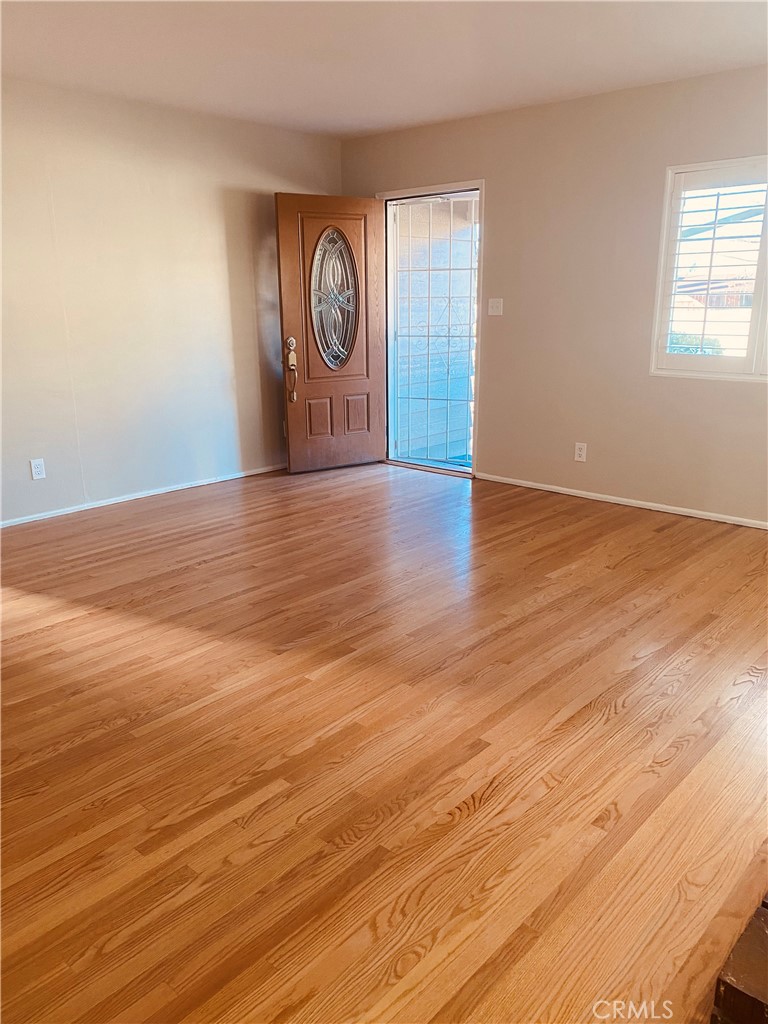 11745 Bryant Street Property Photo 5