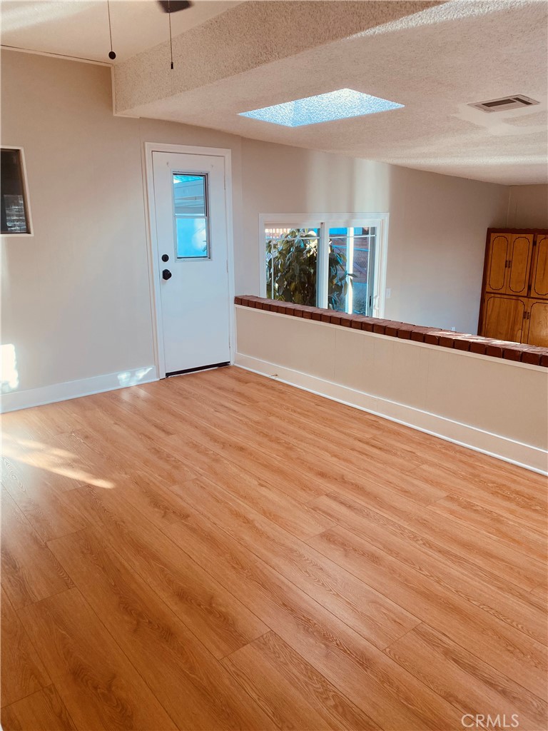 11745 Bryant Street Property Photo 15