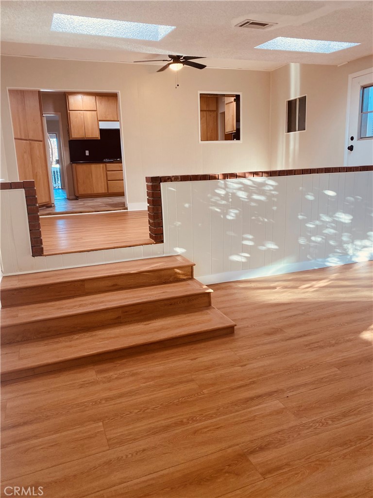 11745 Bryant Street Property Photo 17