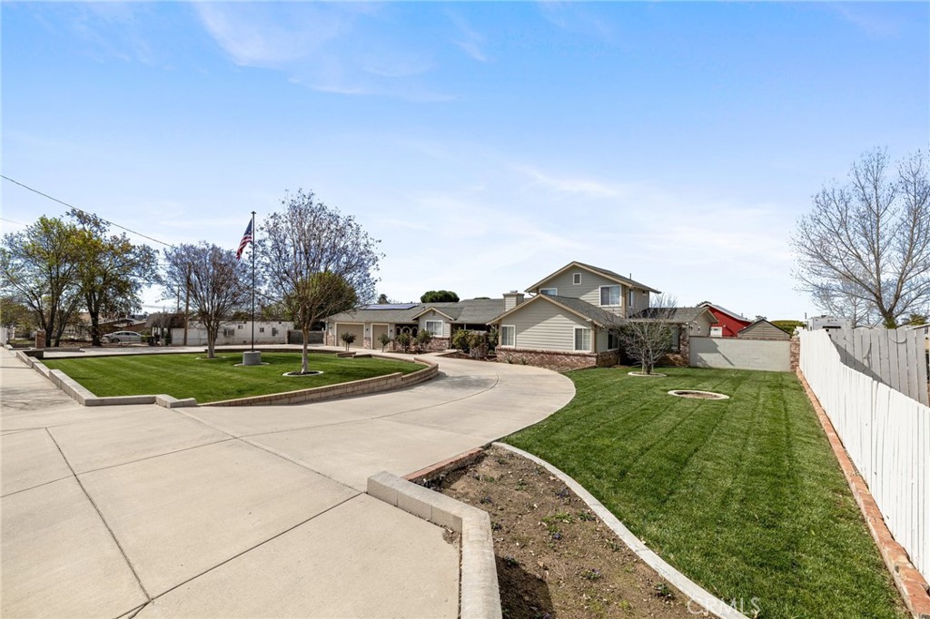 12444 3rd Street Property Photo 8