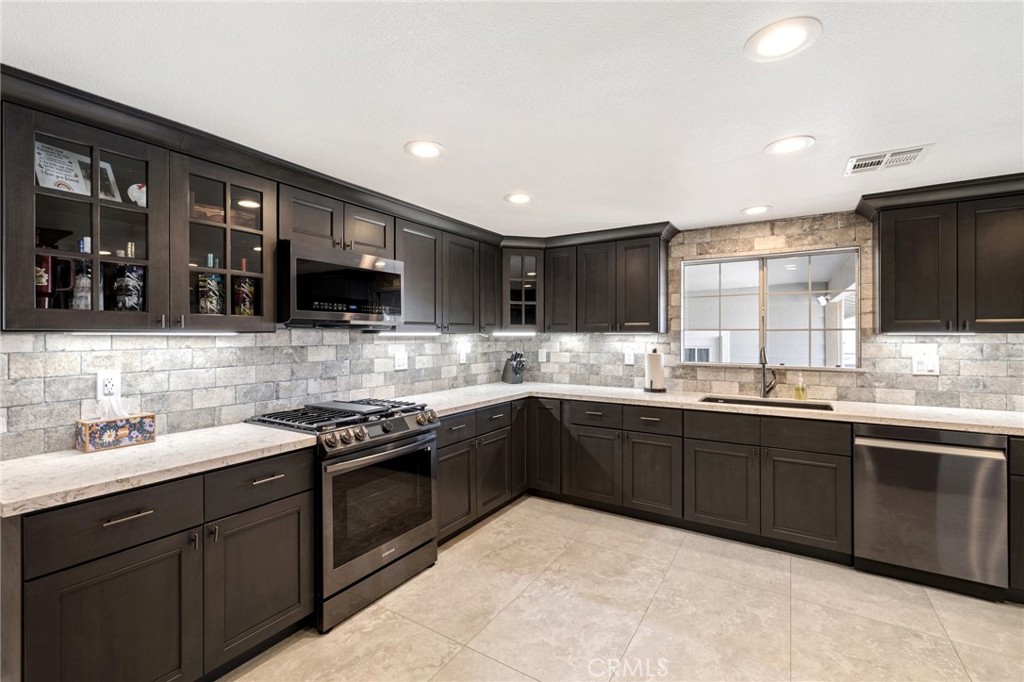 12444 3rd Street Property Photo 19