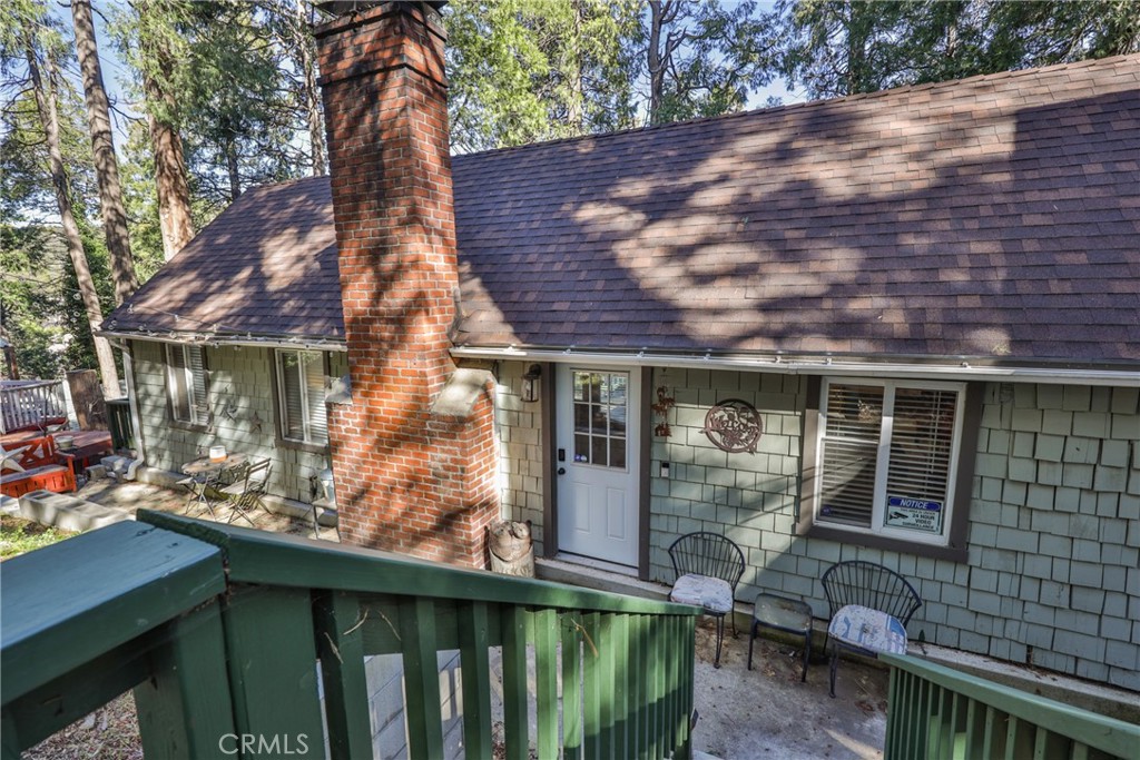 23802 Wildwood Lane Property Photo 2