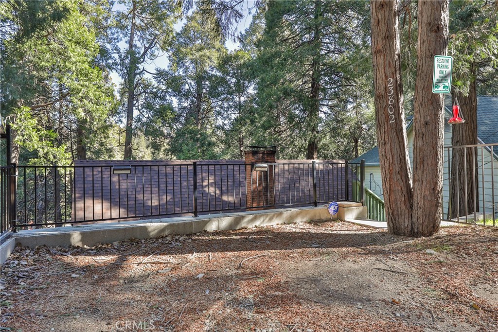 23802 Wildwood Lane Property Photo 7