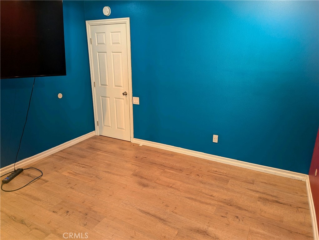 1741 Catalpa Avenue Property Photo 19