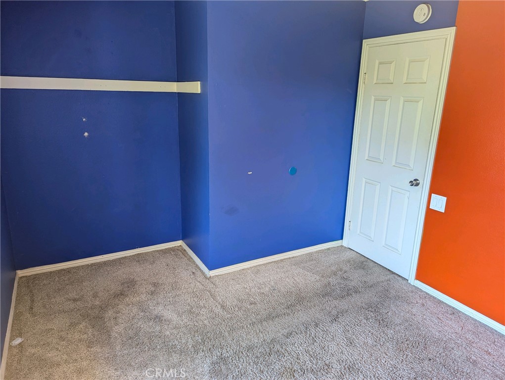 1741 Catalpa Avenue Property Photo 21