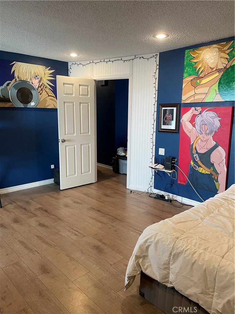 1741 Catalpa Avenue Property Photo 25