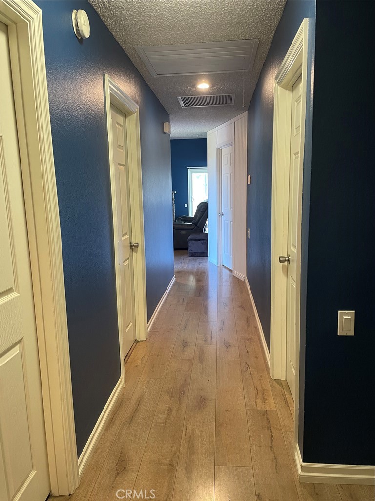 1741 Catalpa Avenue Property Photo 28