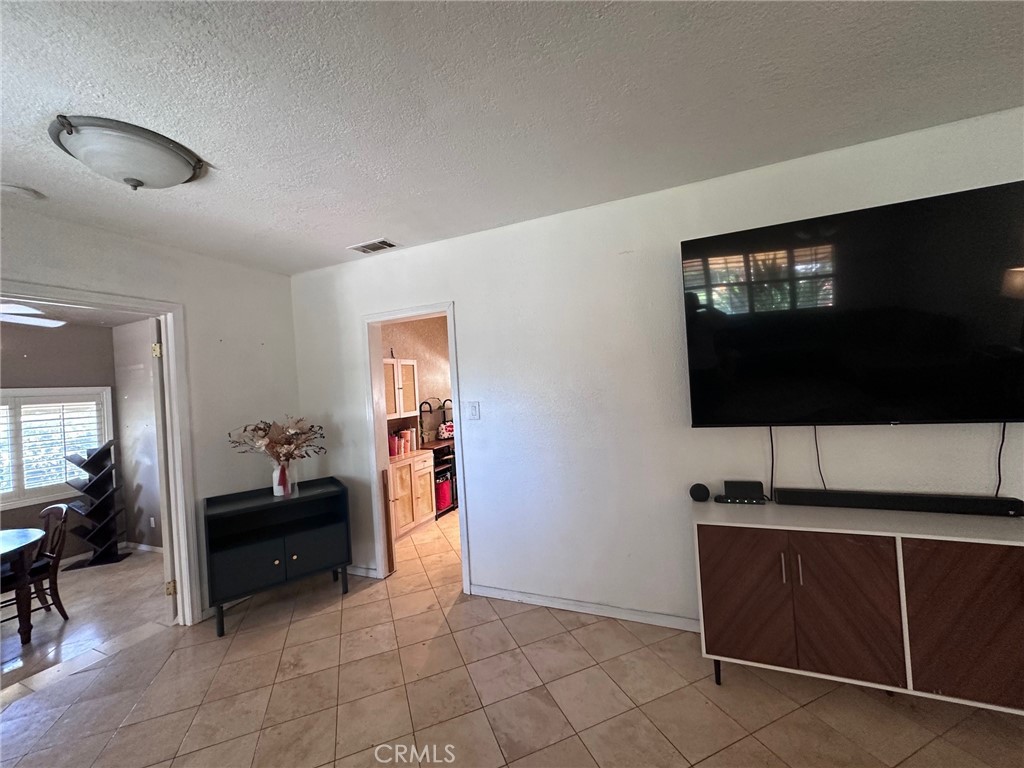 33518 Colorado Street Property Photo 9