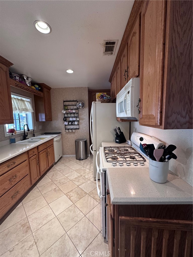 33518 Colorado Street Property Photo 12