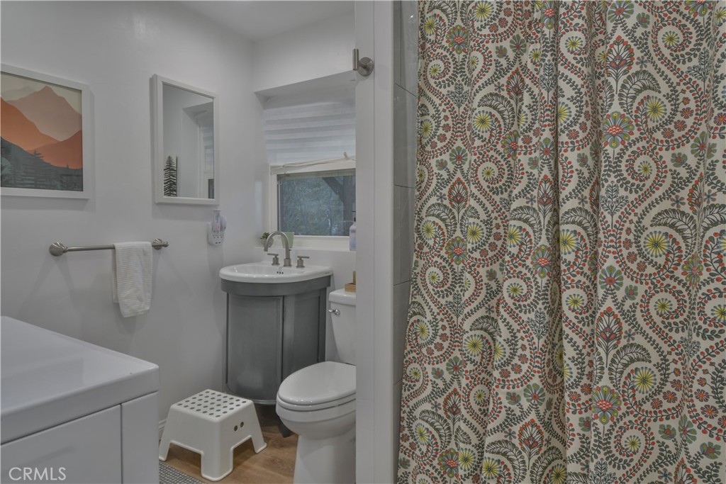 526 Dover Court Property Photo 19