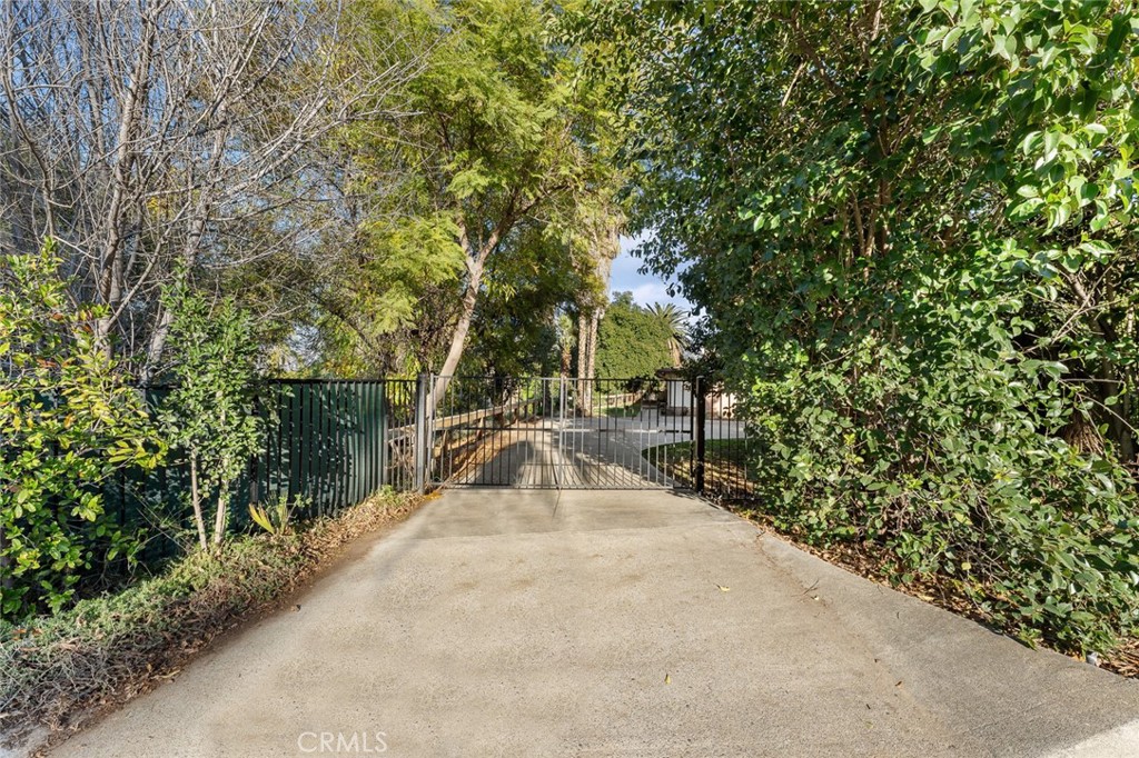 555 Terracina Boulevard Property Photo 3