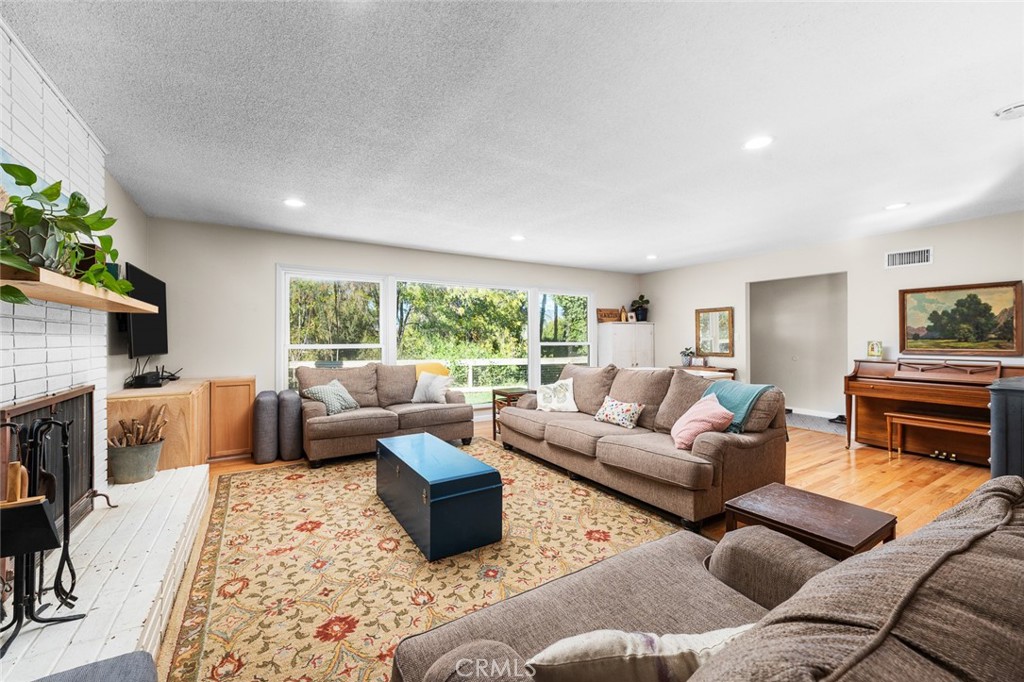 555 Terracina Boulevard Property Photo 8