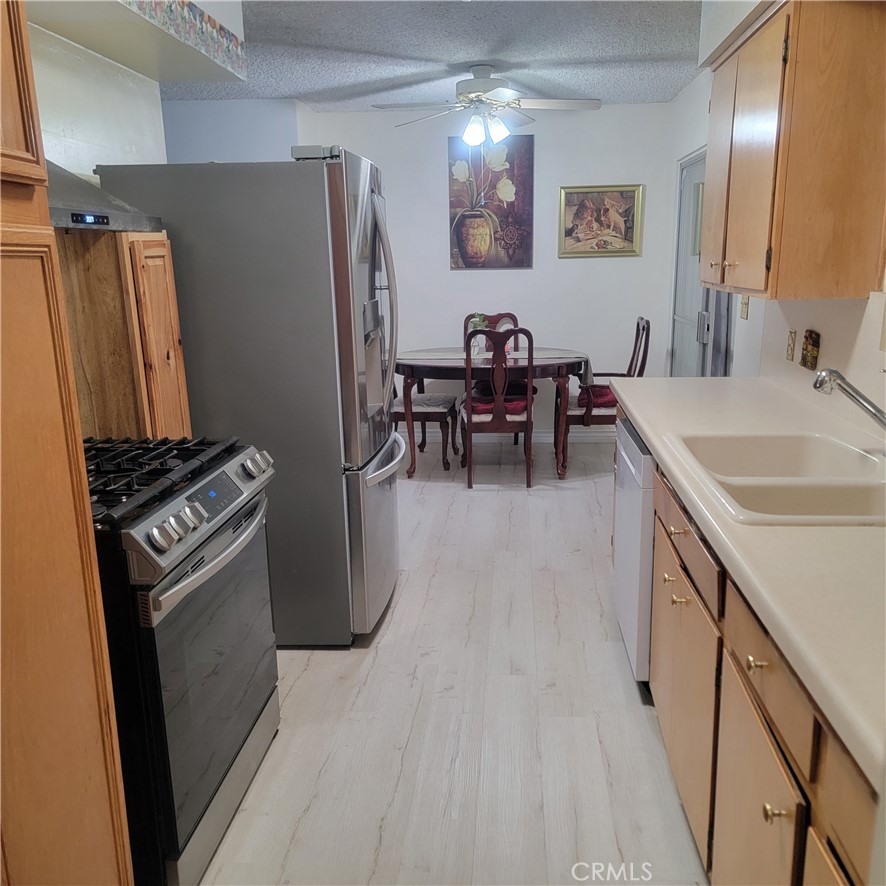 1355 Palm Avenue Property Photo 9