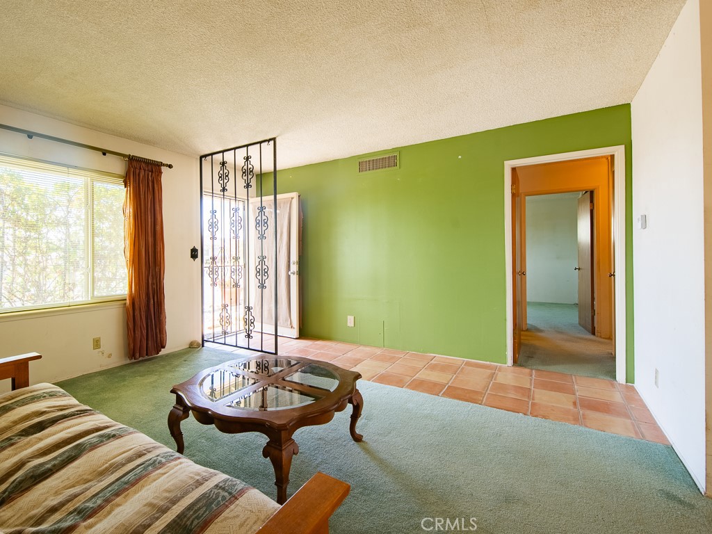 11675 Calvin Street Property Photo 3