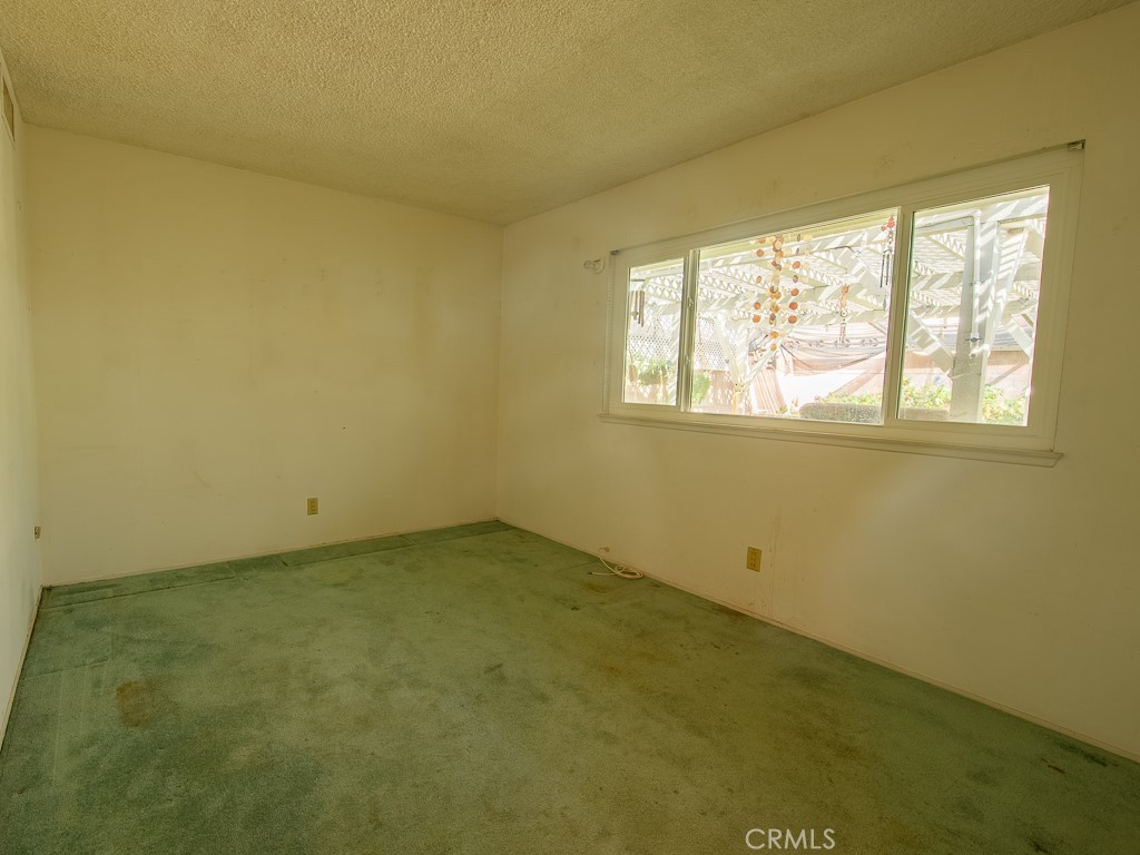 11675 Calvin Street Property Photo 14