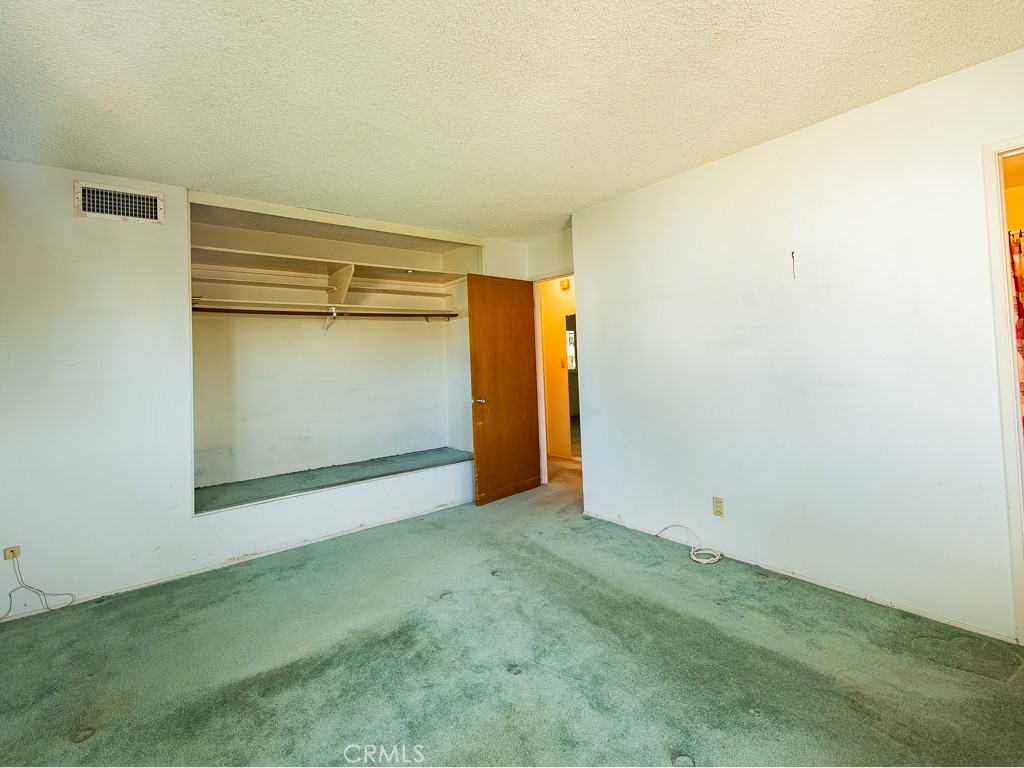 11675 Calvin Street Property Photo 21