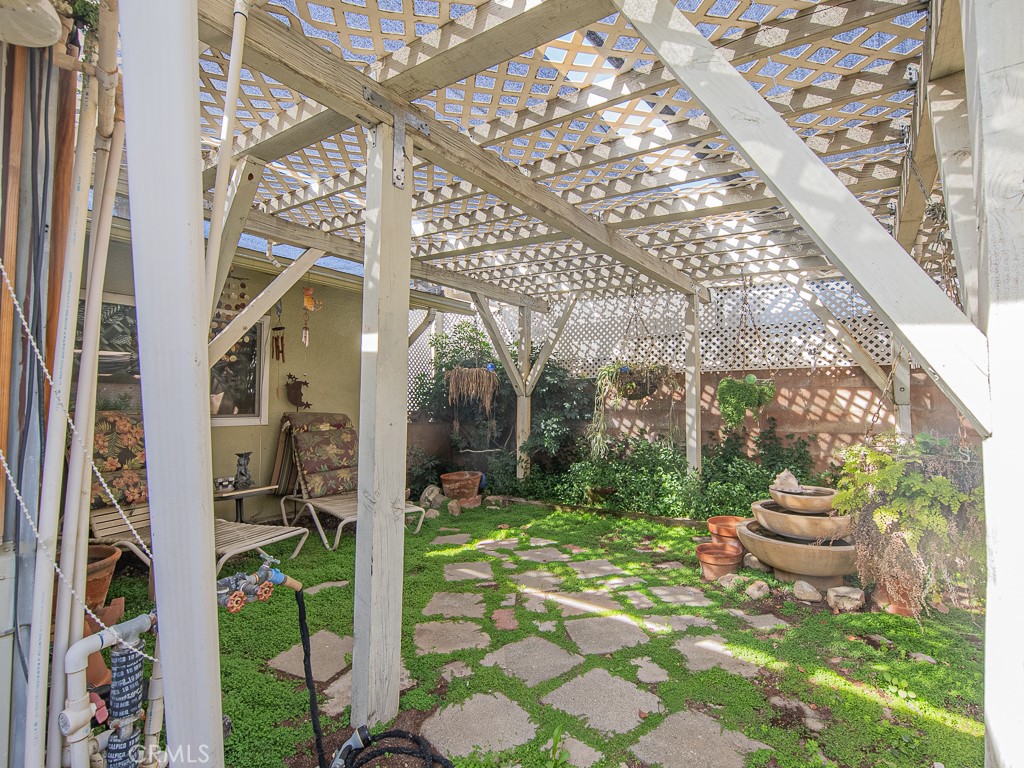 11675 Calvin Street Property Photo 32