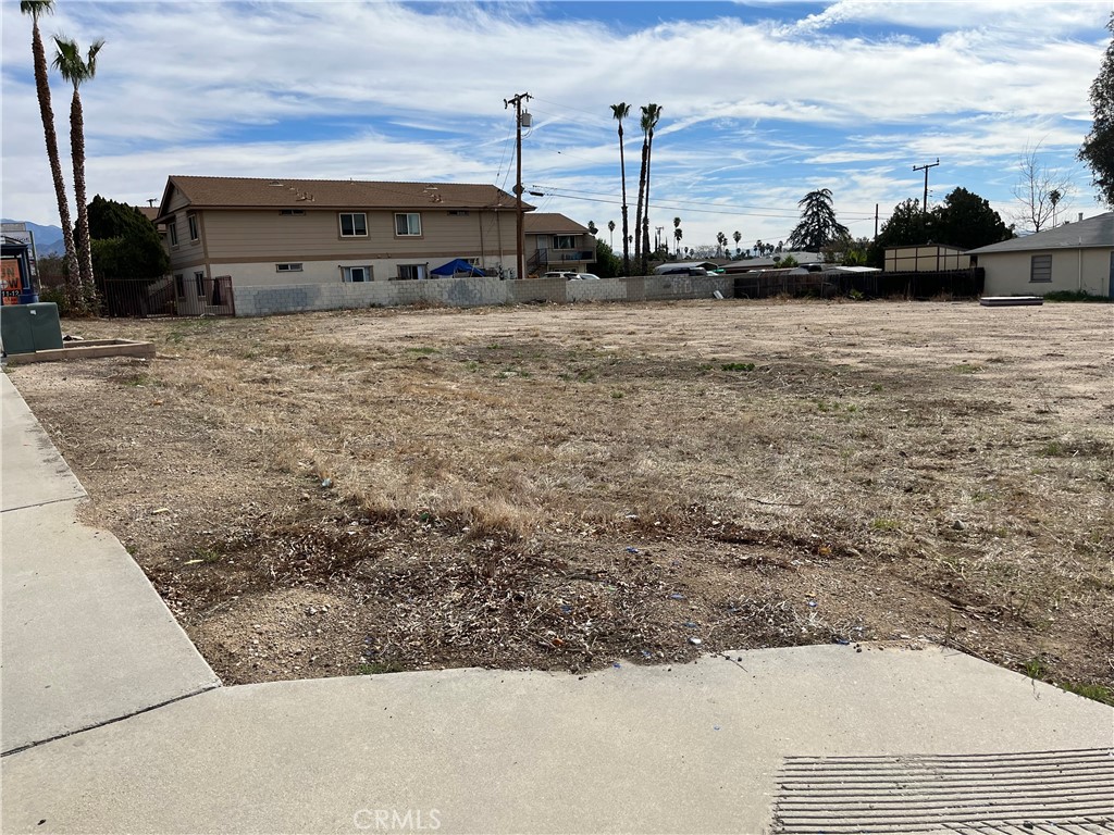 0 Lillian Property Photo 2