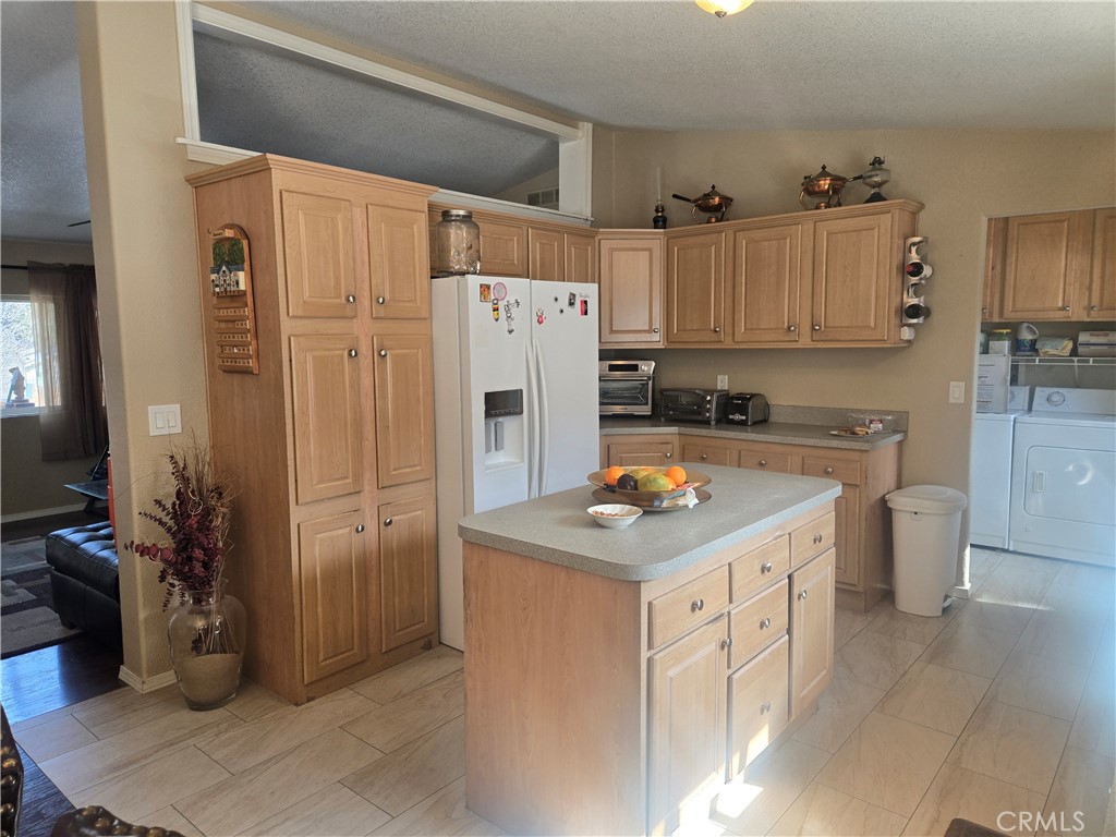 2056 Cedar Pine Lane Property Photo 13