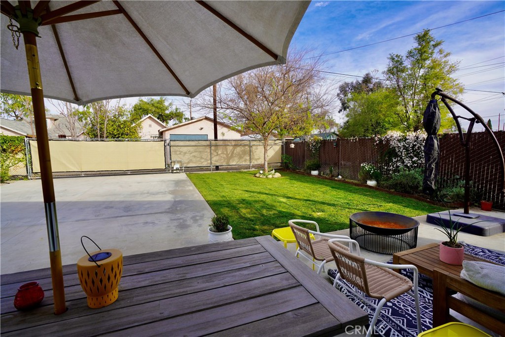 918 Lawton Street Property Photo 18
