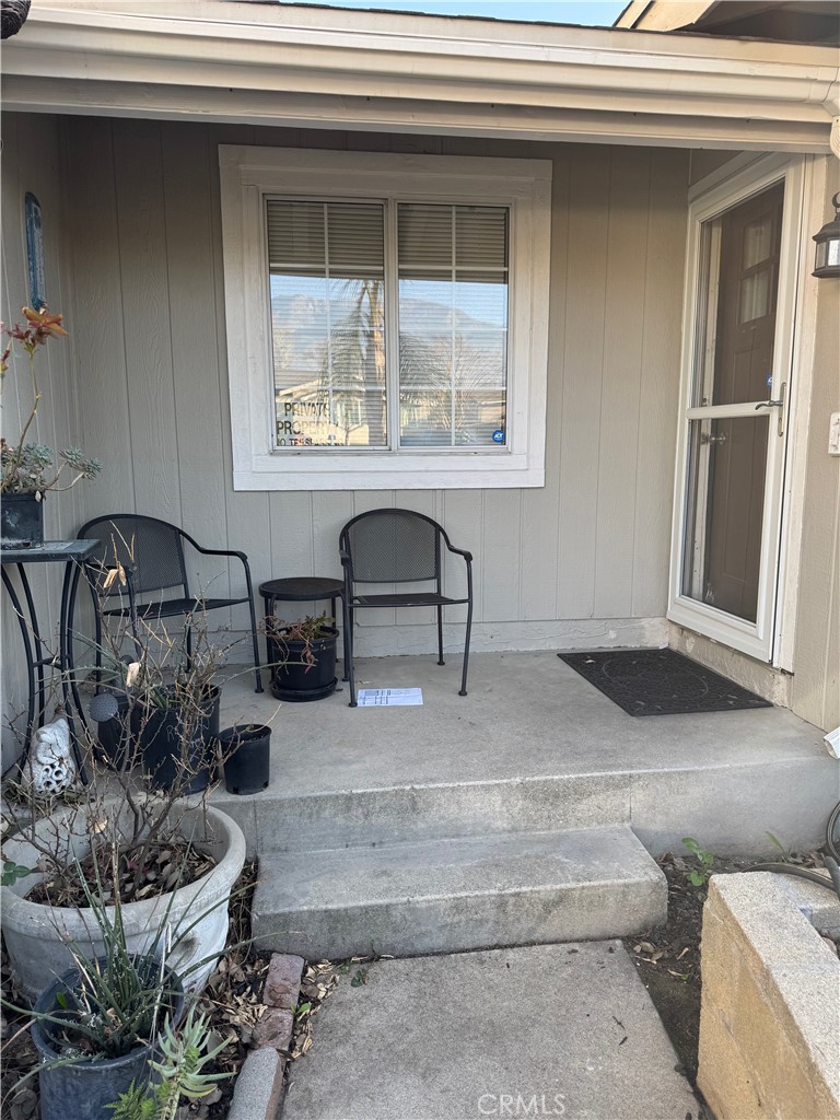 9287 Persimmon Avenue Property Photo 3