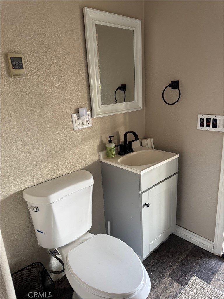 9287 Persimmon Avenue Property Photo 12