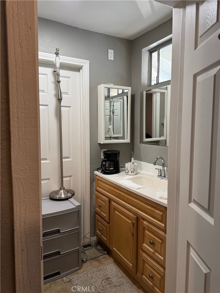 9287 Persimmon Avenue Property Photo 16