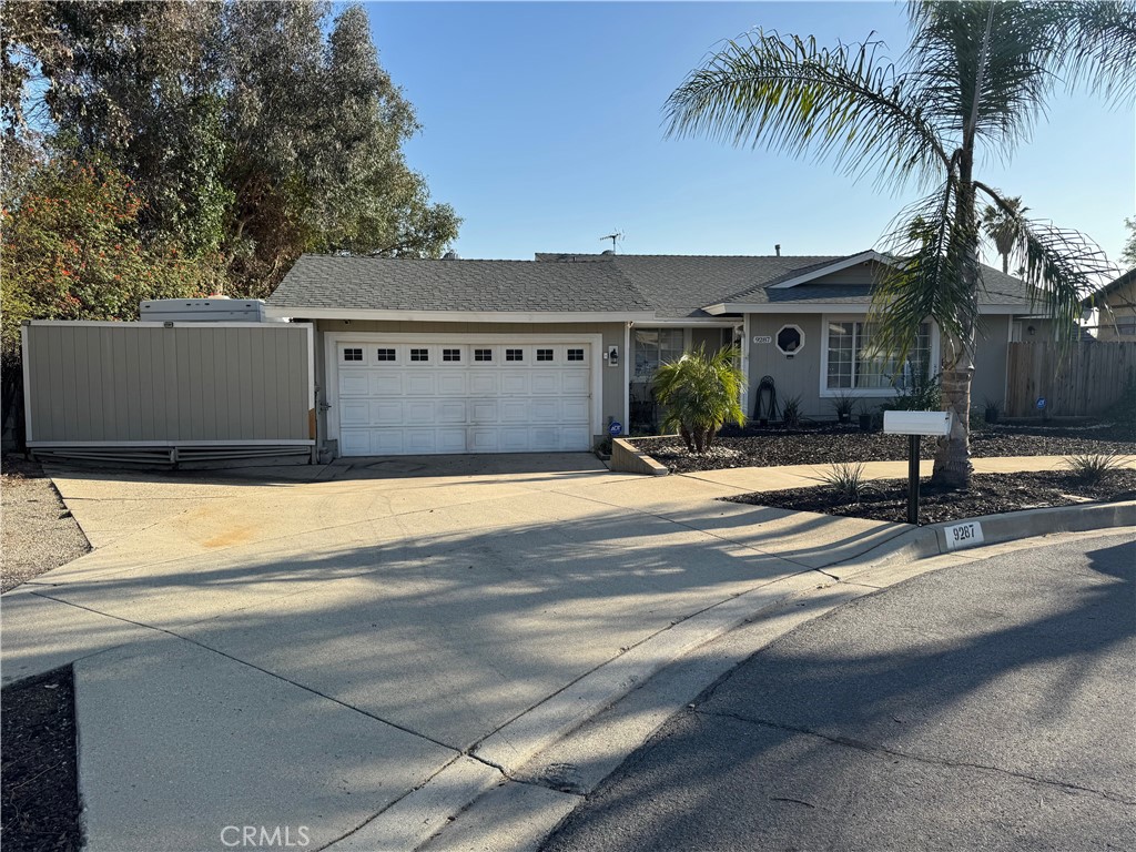 9287 Persimmon Avenue Property Photo 34