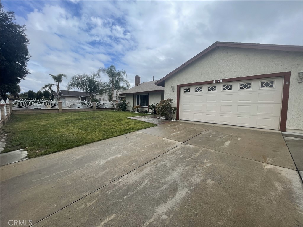 856 Denise Avenue Property Photo 1