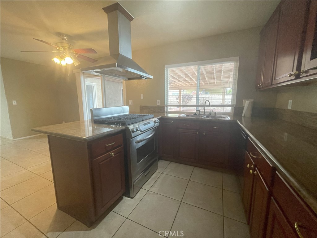 856 Denise Avenue Property Photo 6