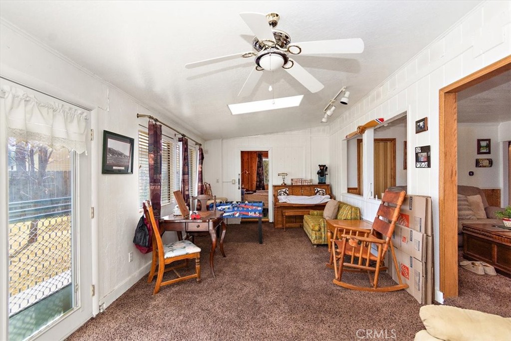 332 W Meadow Lane Property Photo 12