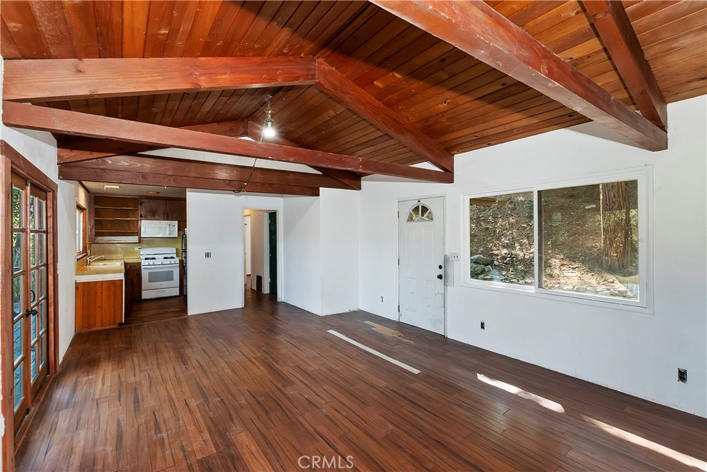 915 Nesthorn Drive Property Photo 7