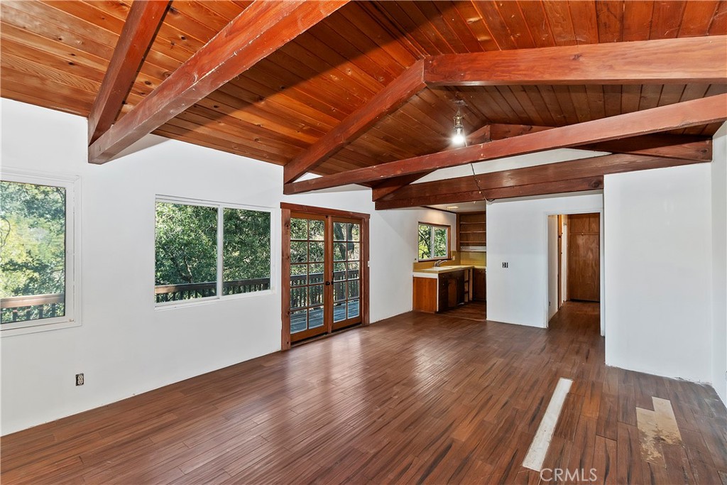 915 Nesthorn Drive Property Photo 8