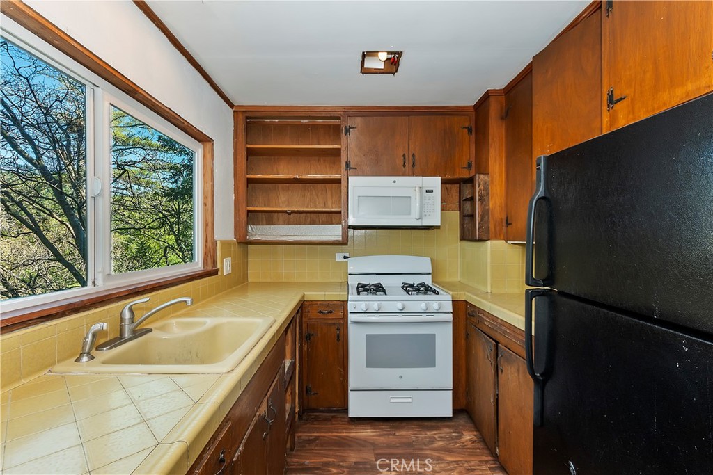 915 Nesthorn Drive Property Photo 10