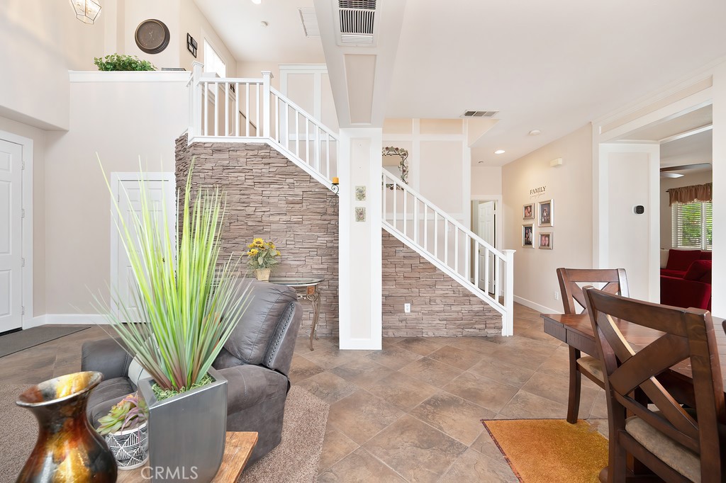 7462 Melanie Court Property Photo 8