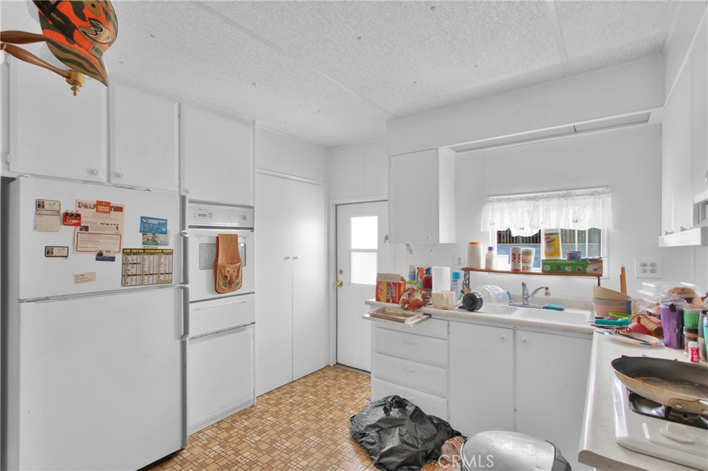 12656 2nd St Spc 39 Property Photo 6