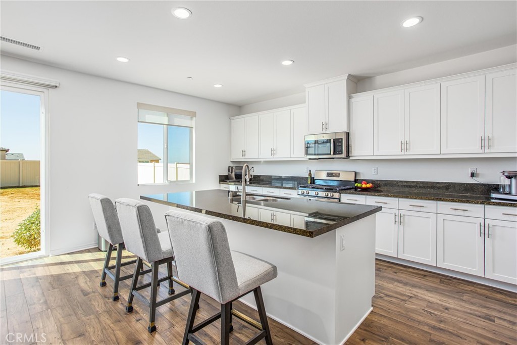 14077 Casetta Drive Property Photo 10