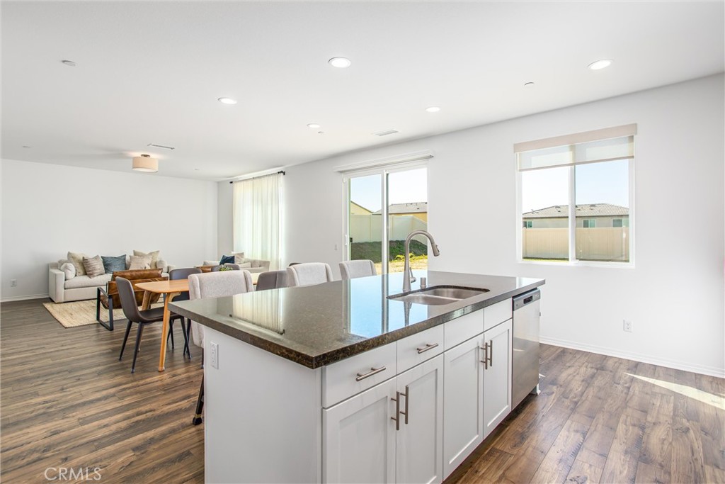 14077 Casetta Drive Property Photo 12