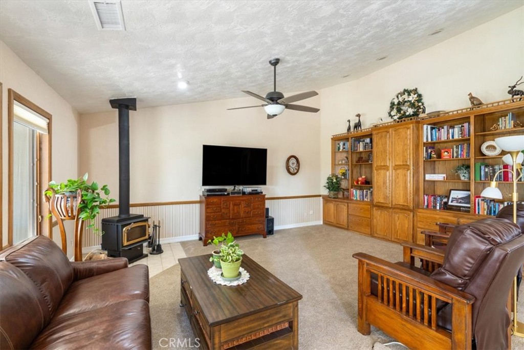 13154 Oak Crest Drive Property Photo 14