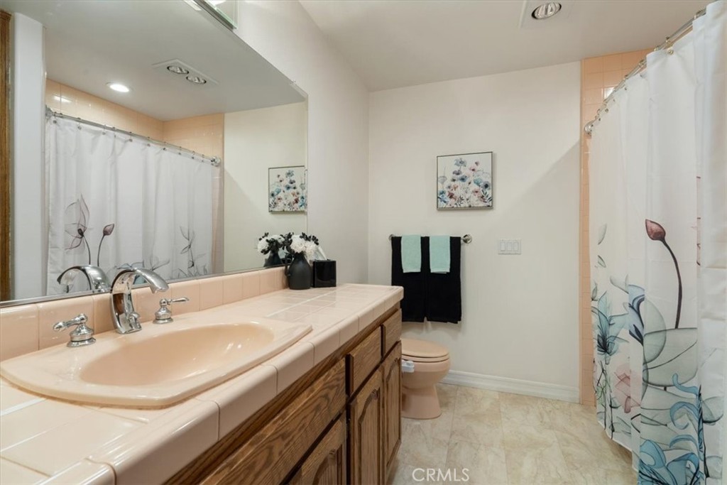 13154 Oak Crest Drive Property Photo 15