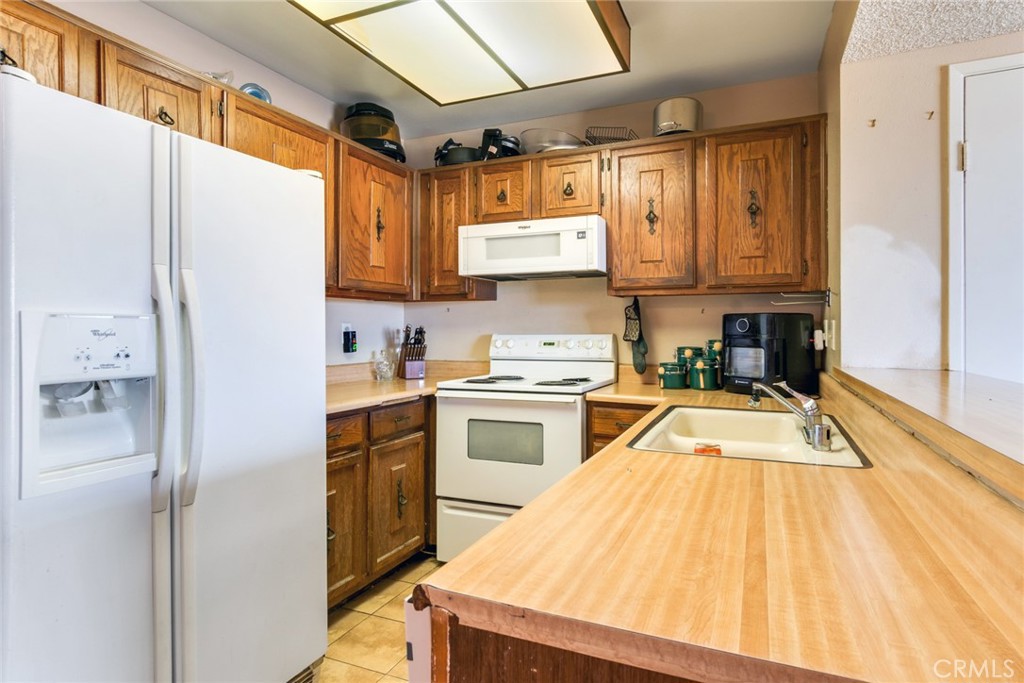 2265 Bradford Avenue 415 Property Photo 7