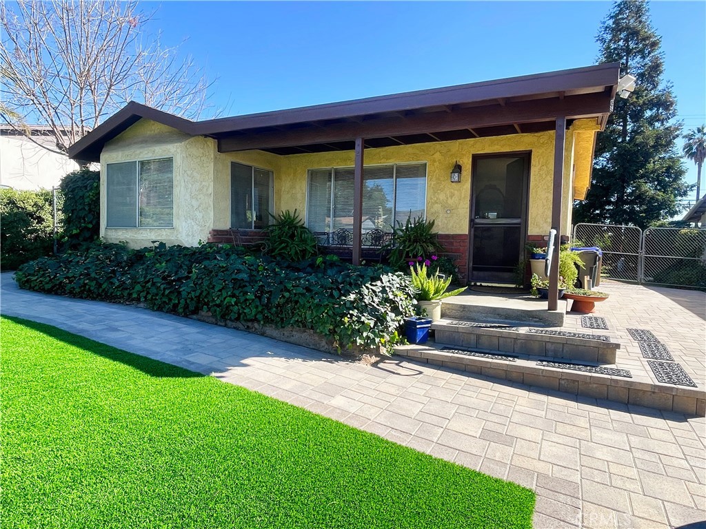 35415 Yucaipa Boulevard Property Photo 2